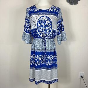 Multiflora Dress Womens XL Blue White Floral Boho Tie Waist Bell Sleeve Ruffle